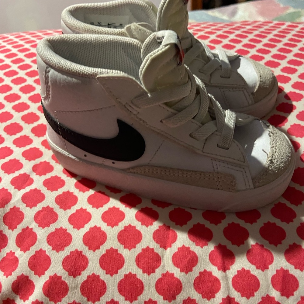 Nike White and Black High-Top Sneakers with Classic Design toddler
